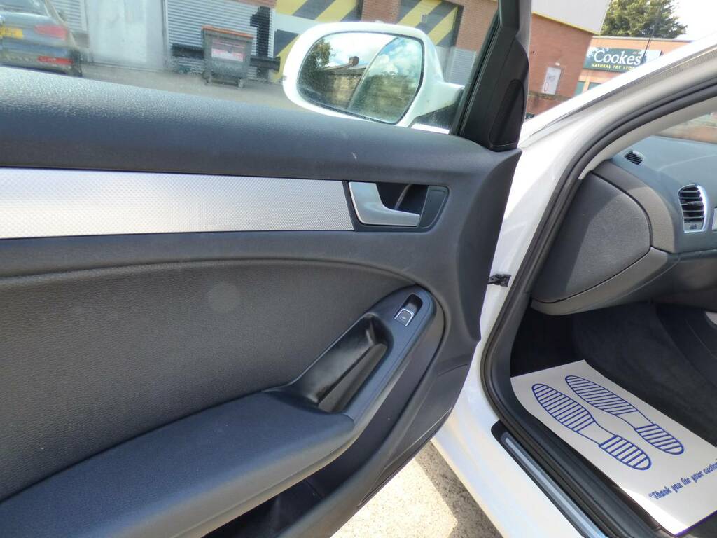 Audi A4 2.0 Tdi S Line Saloon Euro 5 S Black #20