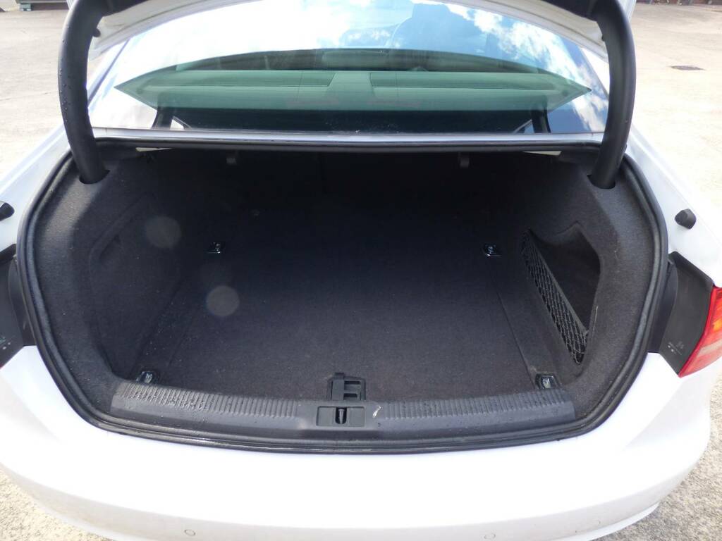 Audi A4 2.0 Tdi S Line Saloon Euro 5 S Black #11