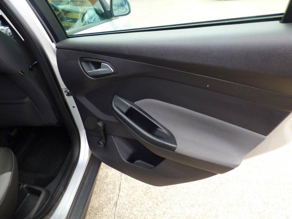 Ford Focus 2.0T Ecoboost St-3 Hatchback Eur Blue #17
