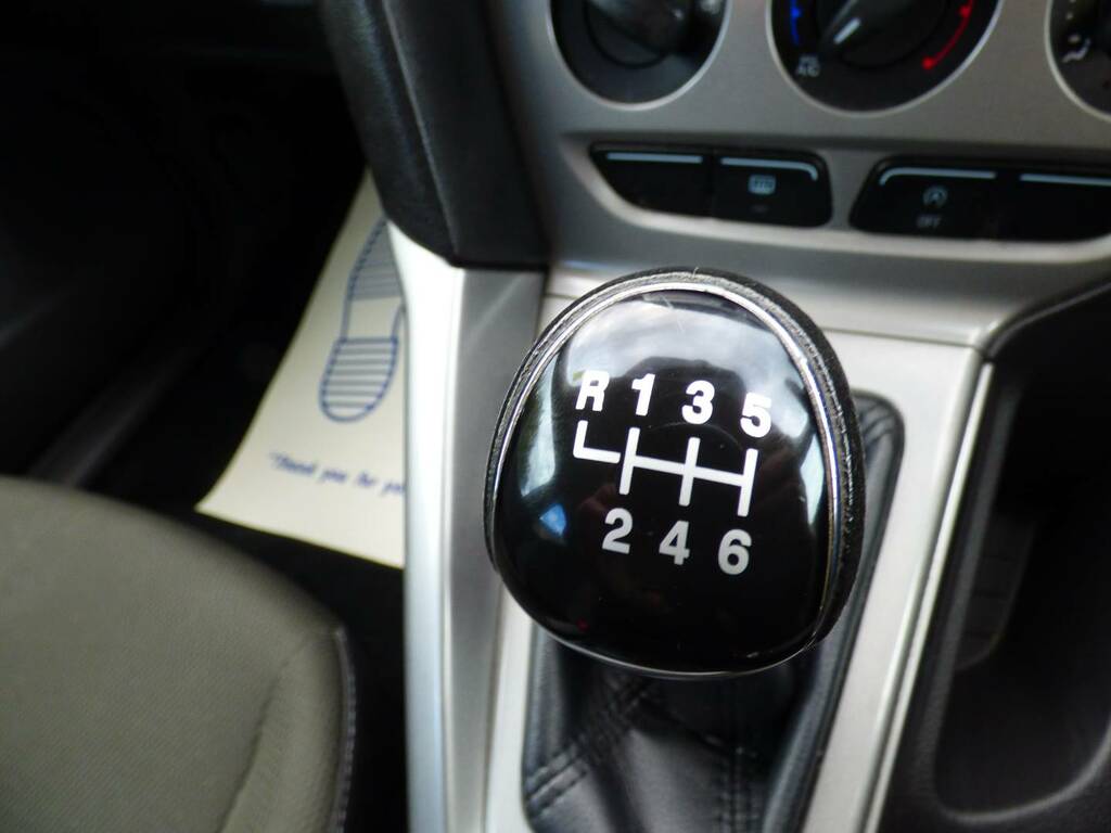 Ford Focus 2.0T Ecoboost St-3 Hatchback Eur Blue #36