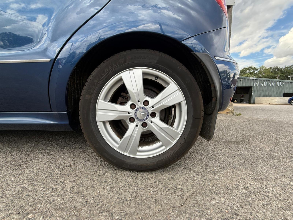 Mercedes-Benz A Class 1.5 A160 Classic Se Cvt Silver #10