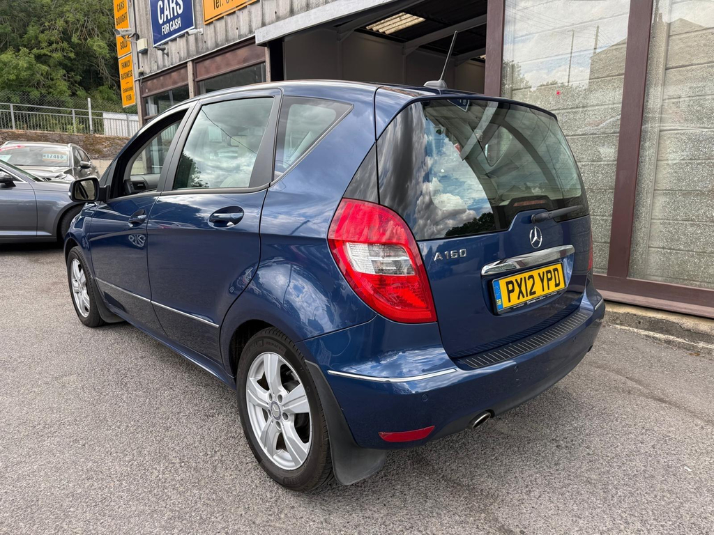 Mercedes-Benz A Class 1.5 A160 Classic Se Cvt Silver #4