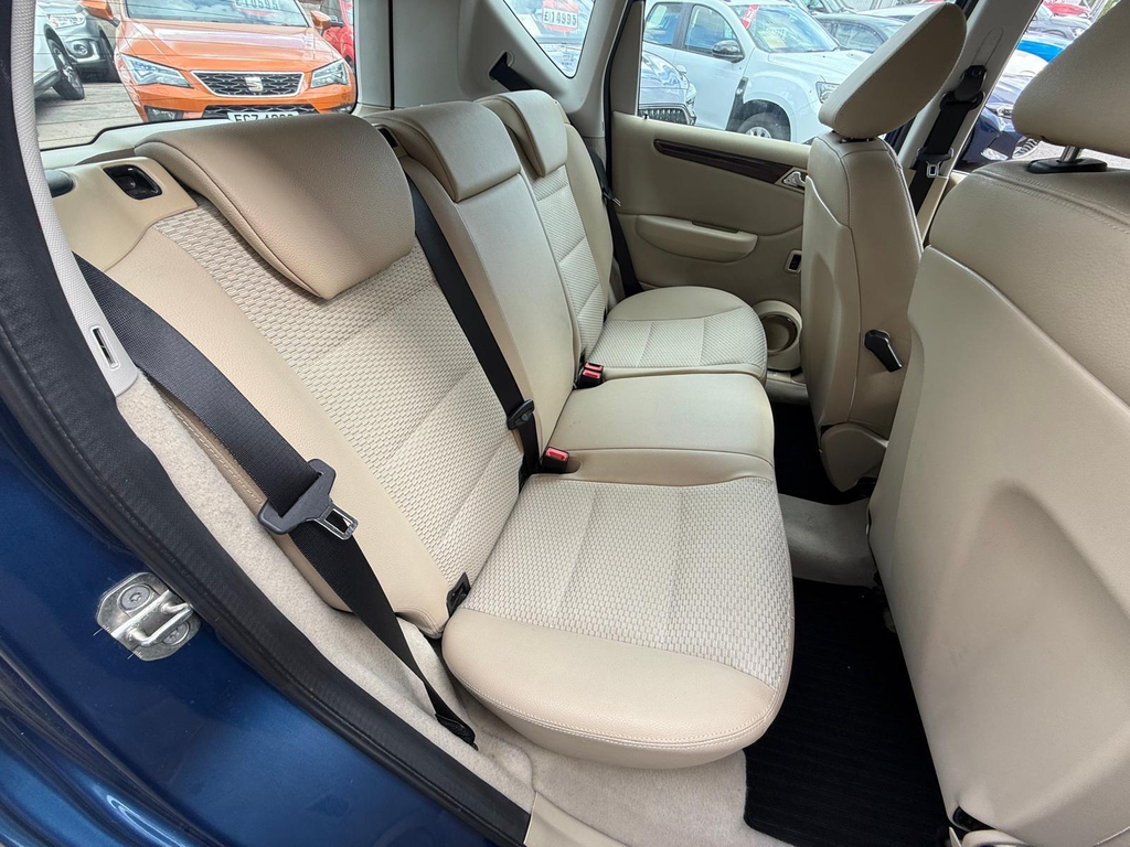 Mercedes-Benz A Class 1.5 A160 Classic Se Cvt Silver #16