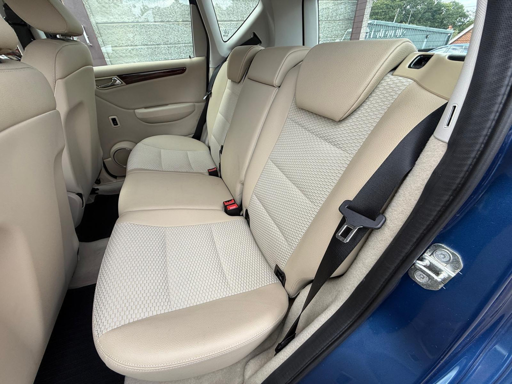 Mercedes-Benz A Class 1.5 A160 Classic Se Cvt Silver #15