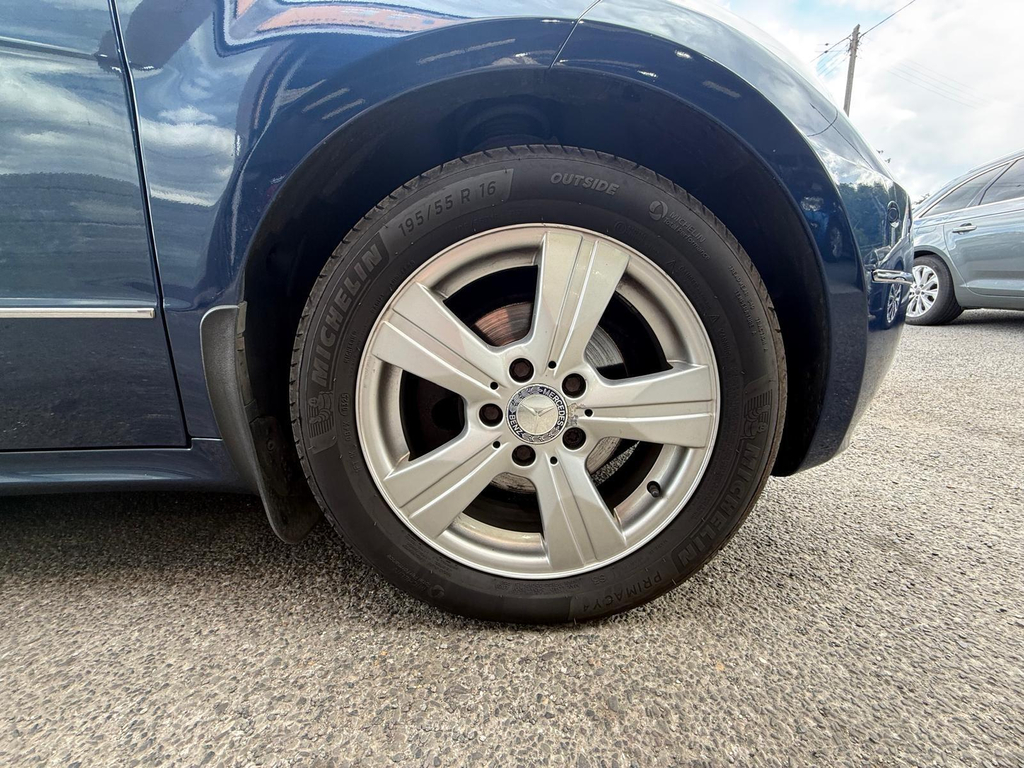 Mercedes-Benz A Class 1.5 A160 Classic Se Cvt Silver #8