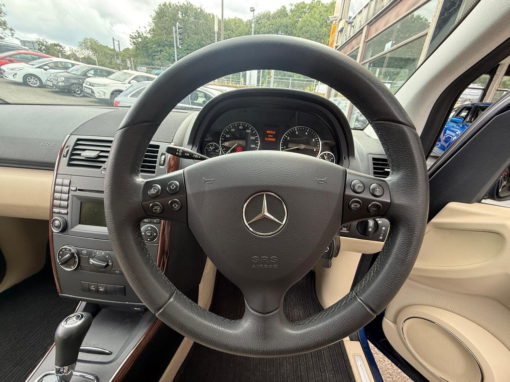 Mercedes-Benz A Class 1.5 A160 Classic Se Cvt Silver #19