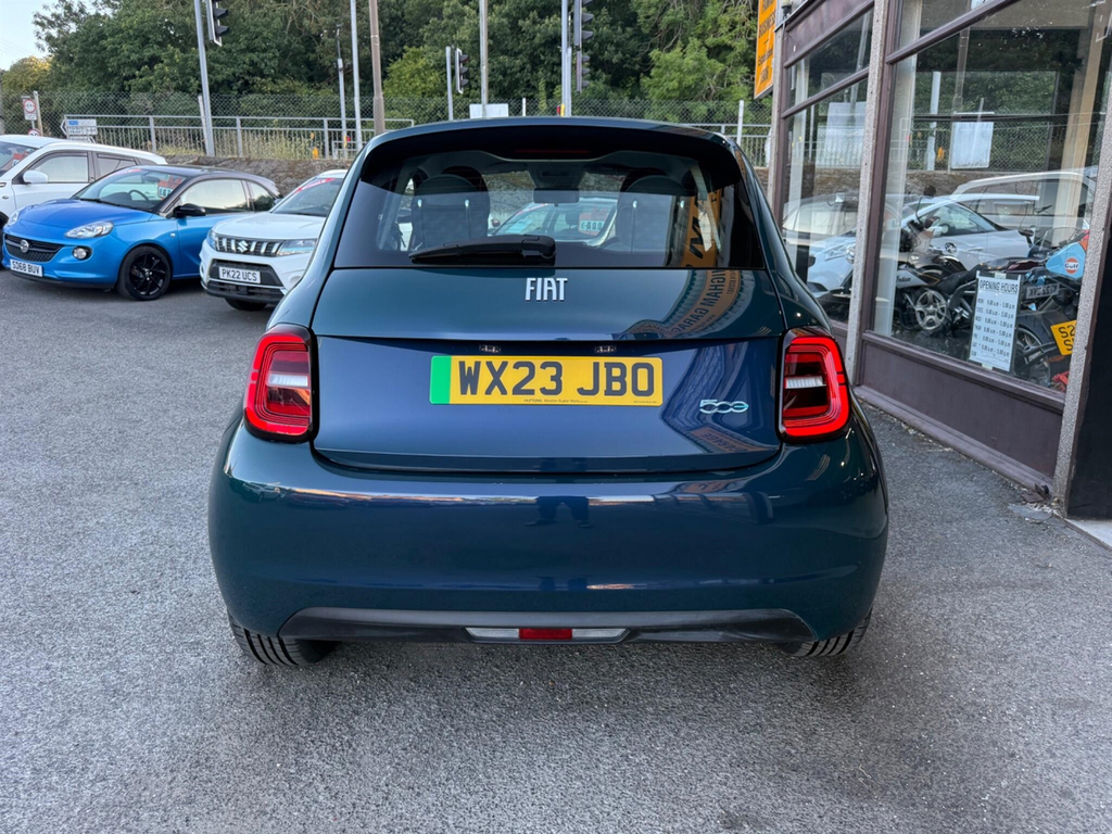 Fiat 500E 42Kwh Icon Green #5