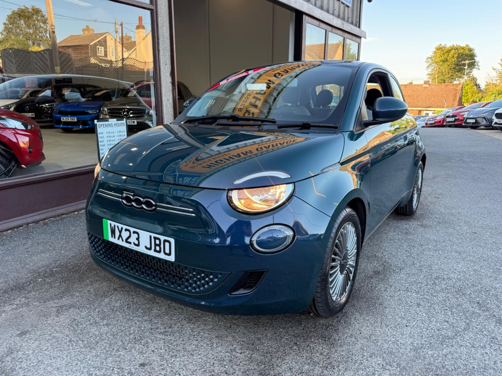 Fiat 500E 42Kwh Icon Green