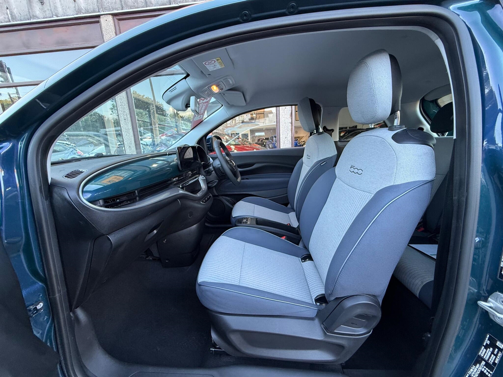 Fiat 500E 2023 42Kwh La Prima Hatchback Black #12