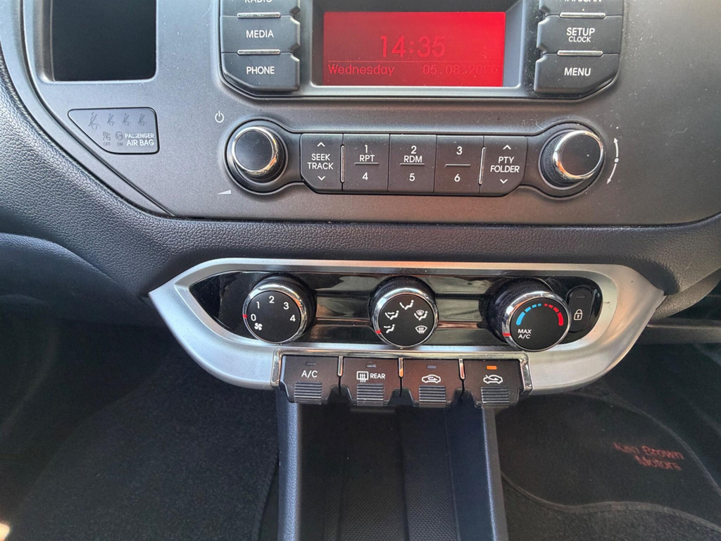 Kia RIO 1.25 2 Hatchback Euro 5 84 Bhp Blue #13