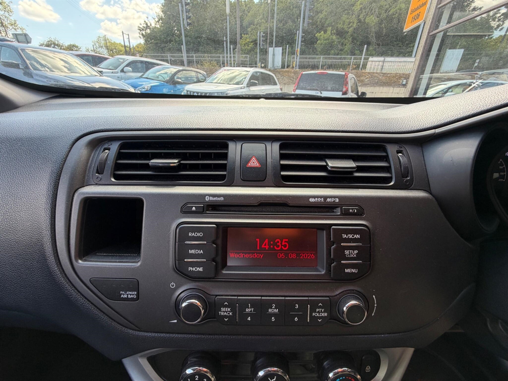 Kia RIO 1.25 2 Hatchback Euro 5 84 Bhp Blue #14