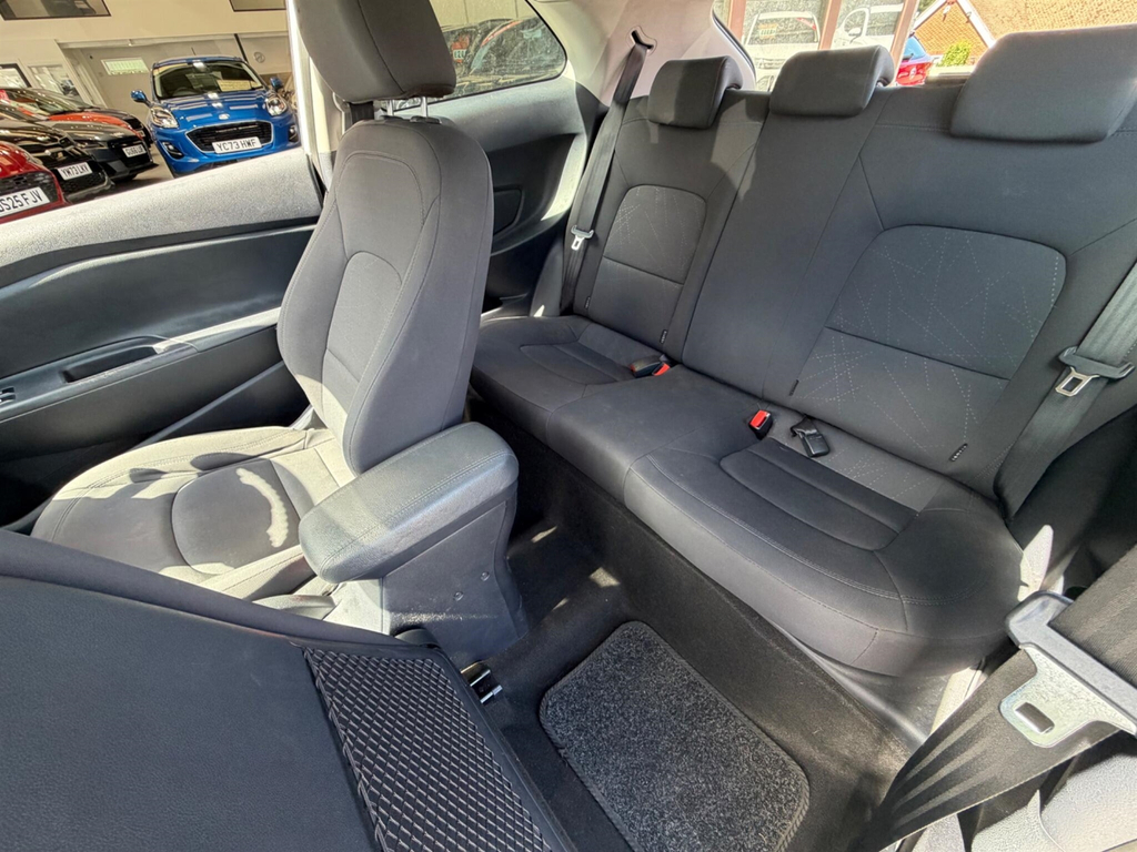 Kia RIO 1.25 2 Hatchback Euro 5 84 Bhp Blue #20