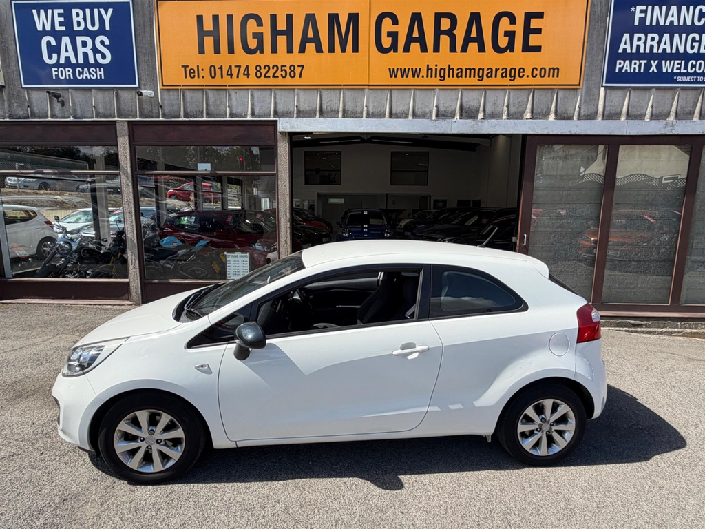Kia RIO 1.25 Vr7 Euro 5 White #4