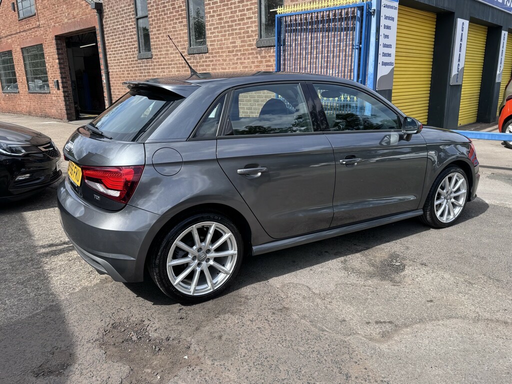 Audi A1 1.0 Tfsi Sport Sportback Euro 6 Black #12