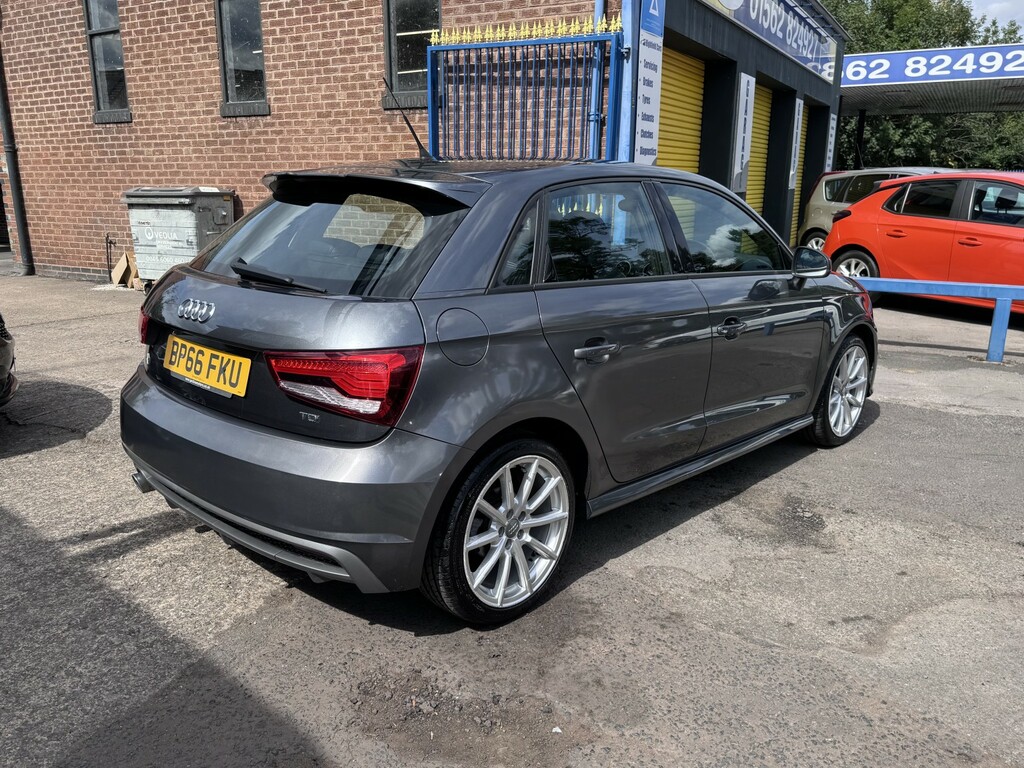 Audi A1 1.0 Tfsi Sport Sportback Euro 6 Black #11