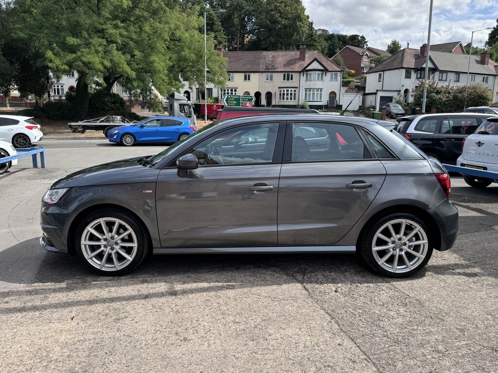Audi A1 1.0 Tfsi Sport Sportback Euro 6 Black #7