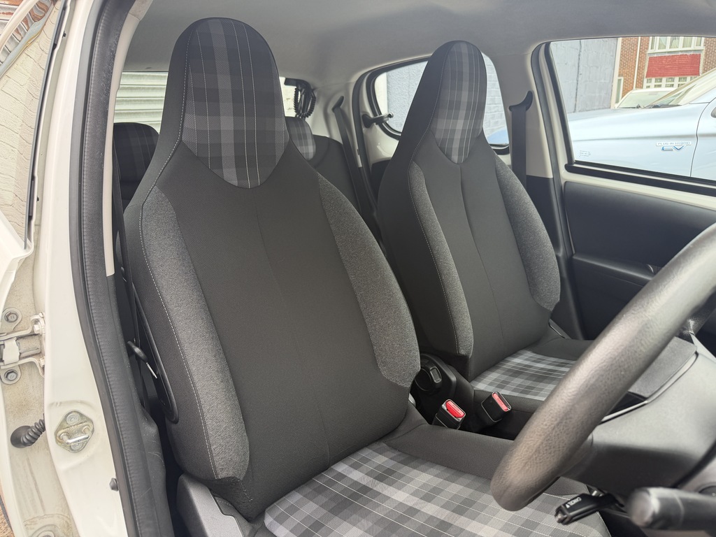Peugeot 108 1.0 72 Collection 2-Tronic Grey #15
