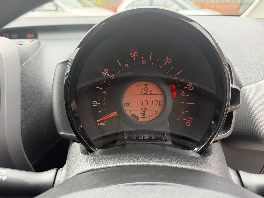 Peugeot 108 1.0 72 Collection 2-Tronic Grey #10