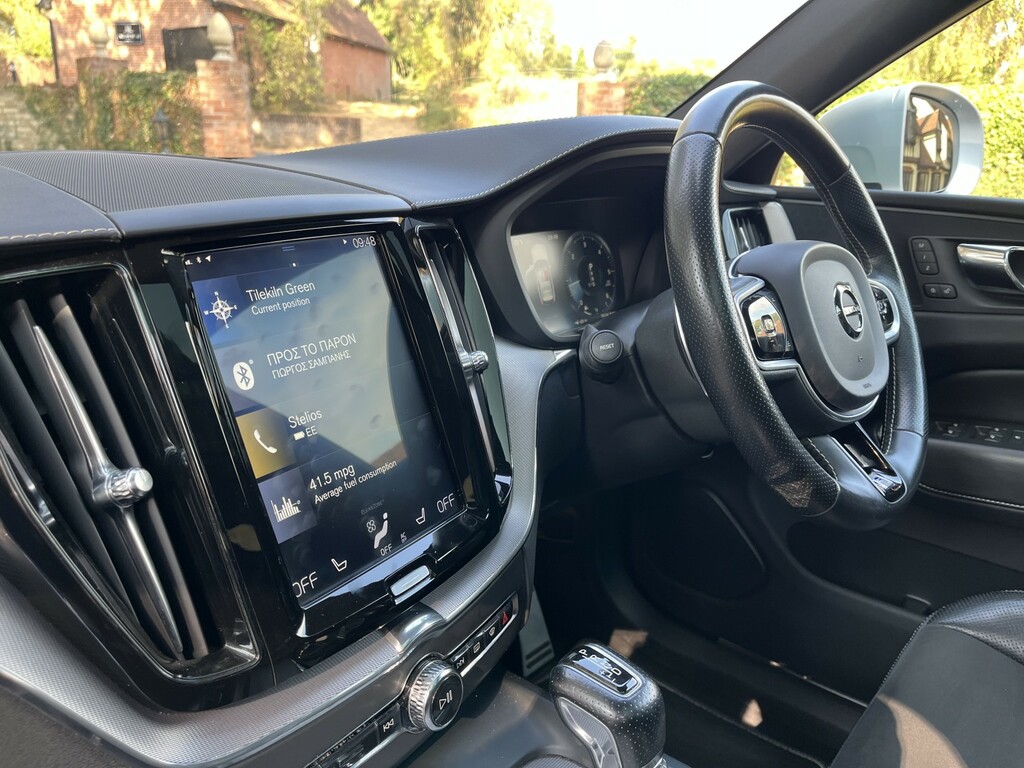 Volvo XC60 D4 Awd Momentum Lane Depart Alert,park Assist,nav Silver #30
