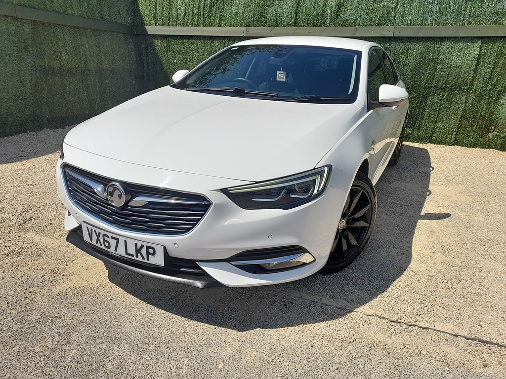 Vauxhall Insignia Turbo D Blueinjection Elite Nav White #5