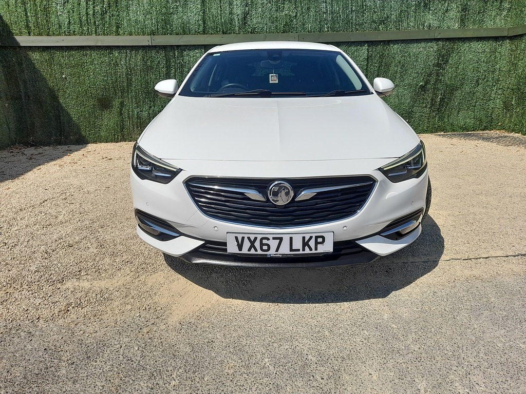 Vauxhall Insignia Turbo D Blueinjection Elite Nav White #2