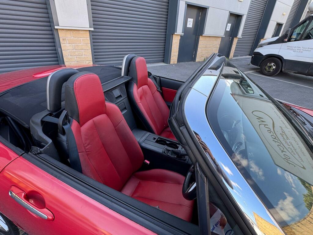 Mazda MX-5 Se Red #3