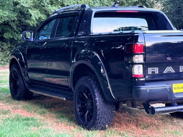 Ford Ranger Td 205Ps Wildtrak 4Wd Euro 6 With 18 Alloys, Sat Black #33