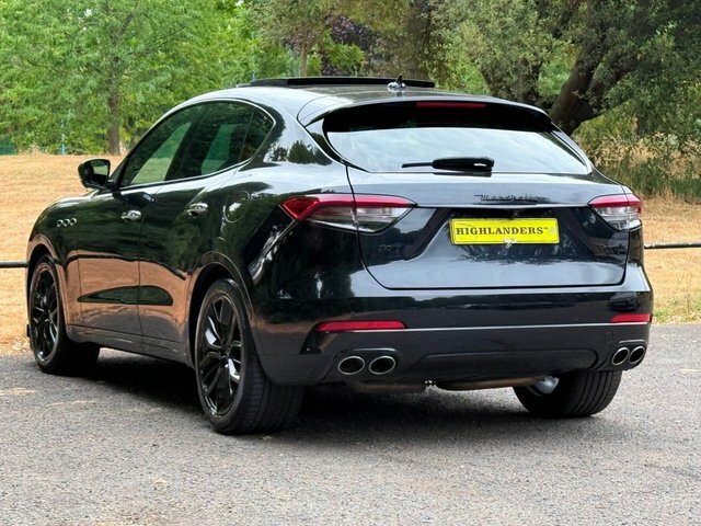 Maserati Levante 2021 3.0 V6 S Black Pack Open Panoramic Roof Sat N Black #3