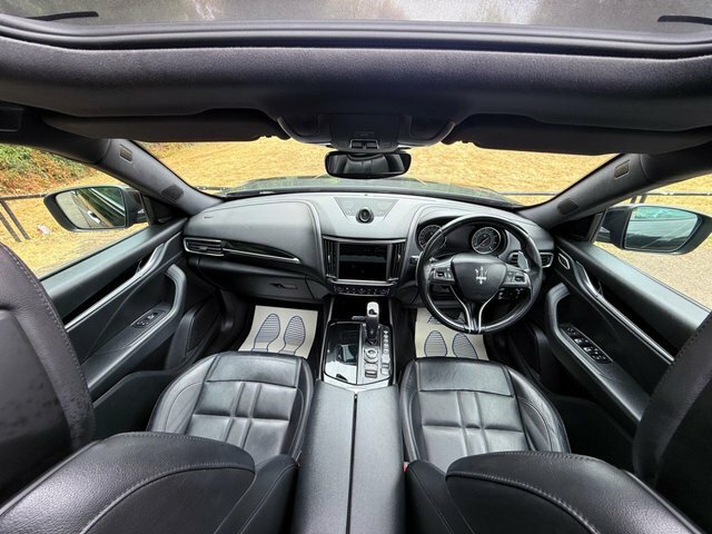 Maserati Levante 2021 3.0 V6 S Black Pack Open Panoramic Roof Sat N Black #5