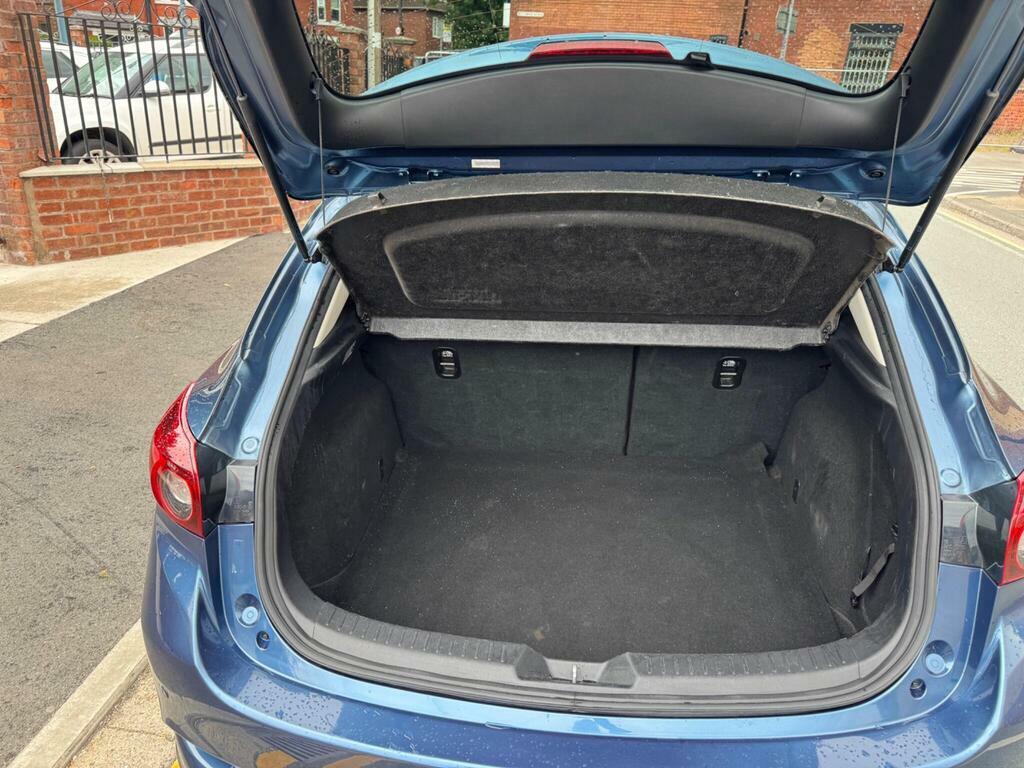 Mazda 3 2.0 Skyactiv-g Sport Black Euro 6 S S Black #20