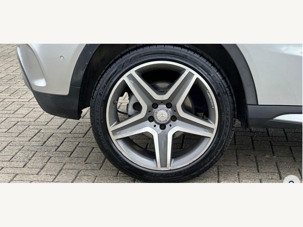 Mercedes-Benz GLA Class 2.1 Gla200d Sport Premium Plus Suv 7G Silver #4