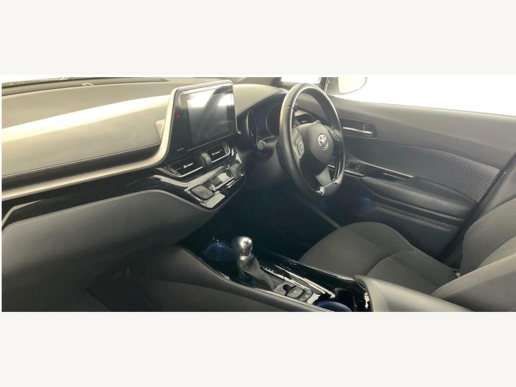 Toyota C-Hr 1.8 Vvt-h Design Cvt Euro 6 S S White #2