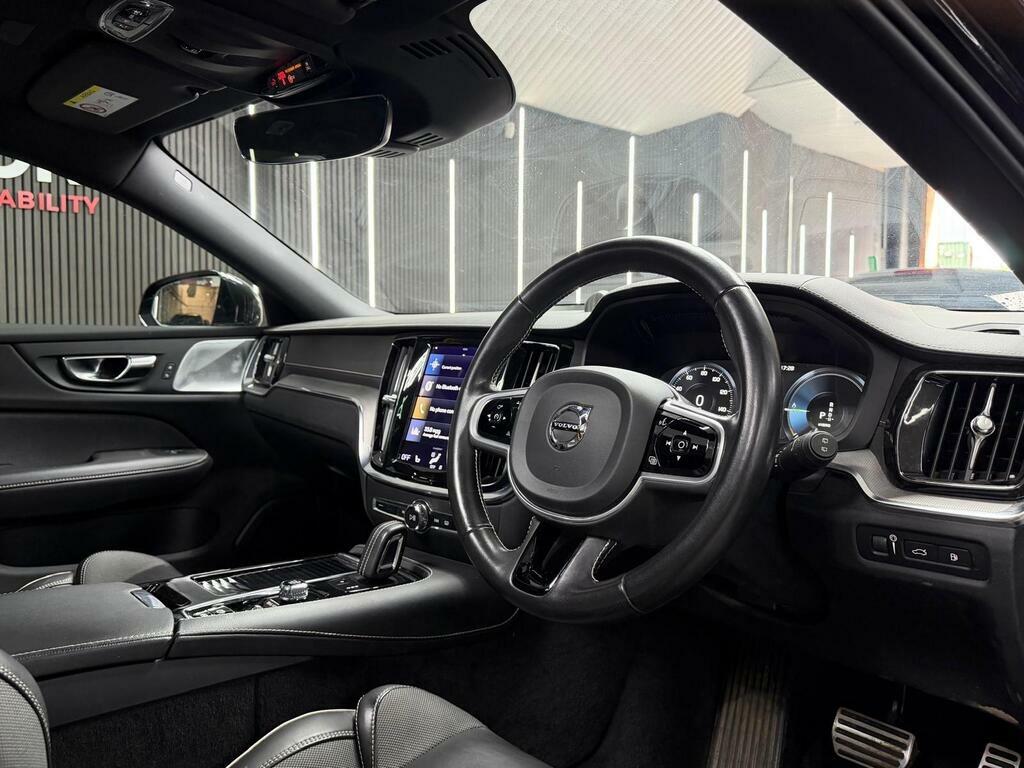 Volvo V60 H T6 Recharge 11.6Kwh R-design Estate Plug-in Grey #10