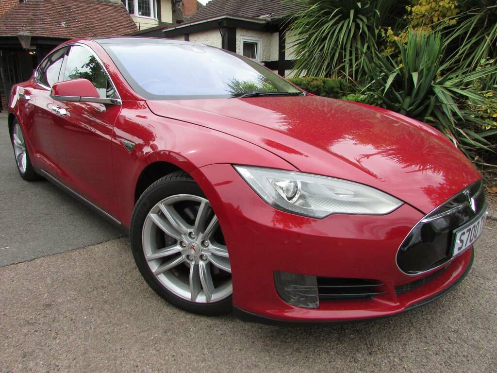 Tesla Model S 245Kw 70Kwh Dual Motor Nav Red