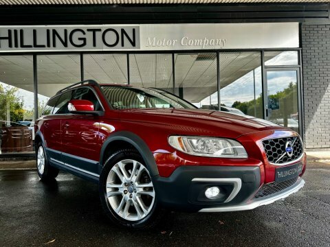 Volvo XC70 2.4 D5 Se Red