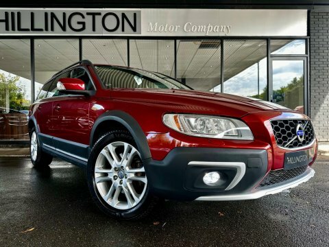 Volvo XC70 2.4 D5 Se Red #4