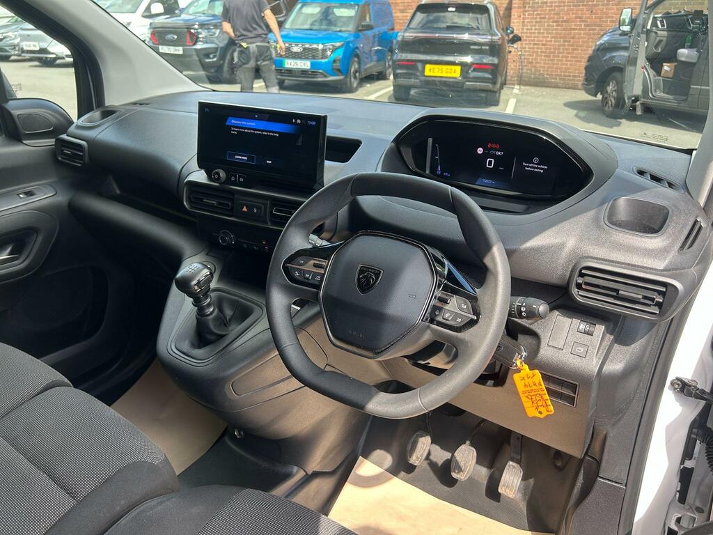 Peugeot Partner 1.5 Bluehdi 100 Professional P White #17
