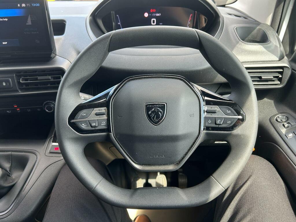 Peugeot Partner 1.5 Bluehdi 100 Professional P White #18