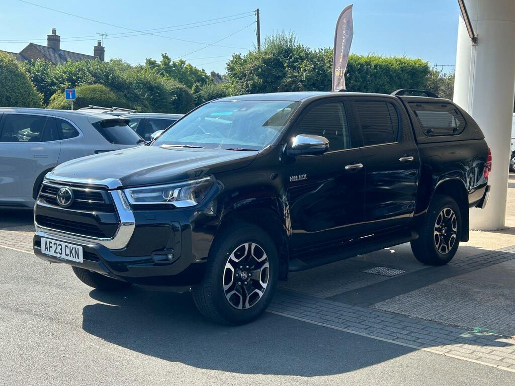 Toyota HILUX 2.8 D-4d Invincible 4Wd Euro 6 Ss Black #3