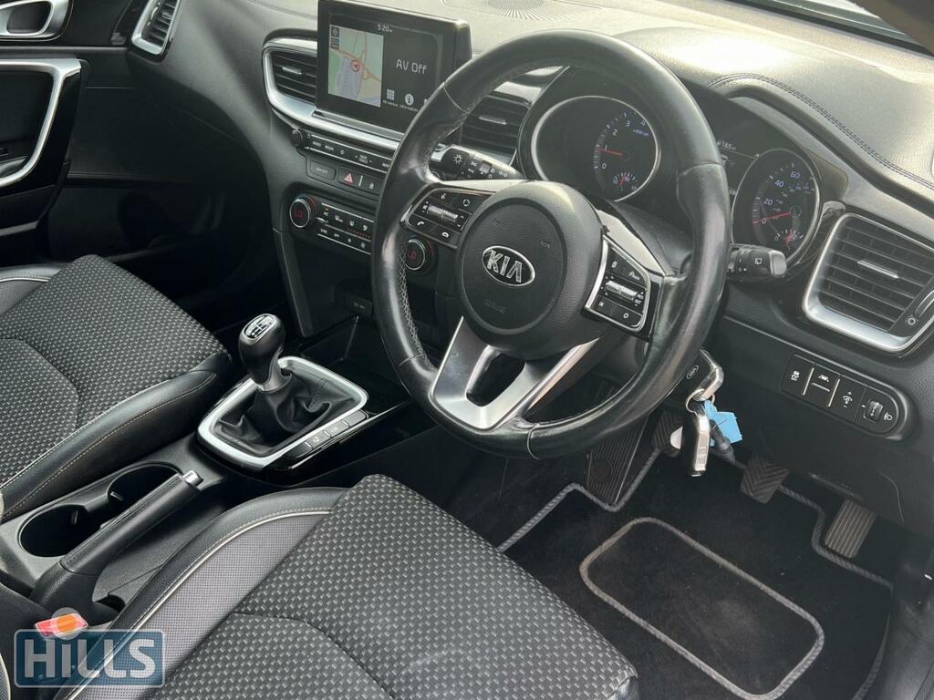 Kia Ceed 1.6 Crdi 3 Sportswagon Dct Euro 6 Ss Black #12