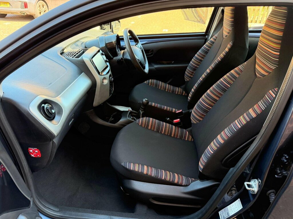 Citroen C1 1.0 Vti Feel Euro 5 Euro 5 Ultra Low Miles - Black #22