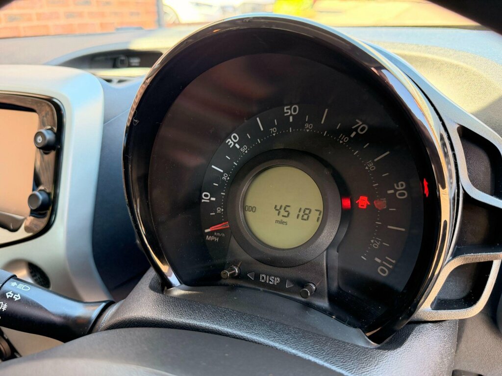 Citroen C1 1.0 Vti Feel Euro 5 Euro 5 Ultra Low Miles - Black #11