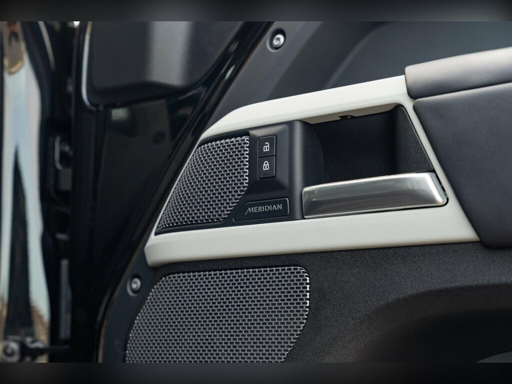 Land Rover Defender 110 3.0 D300 Mhev X-dynamic Hse 4Wd Euro 6 Ss Black #15