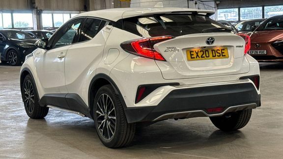 Toyota C-Hr 1.8 Vvt-h Excel Cvt Euro 6 Ss White #5