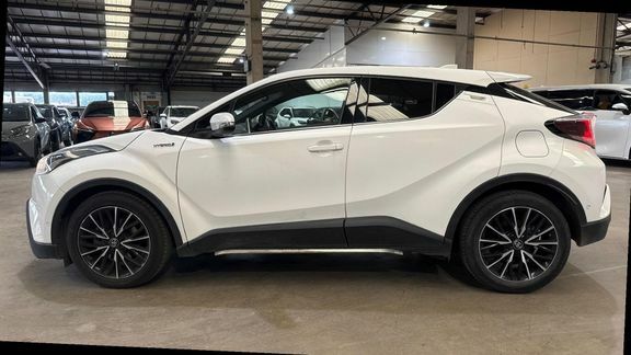 Toyota C-Hr 1.8 Vvt-h Excel Cvt Euro 6 Ss White #6