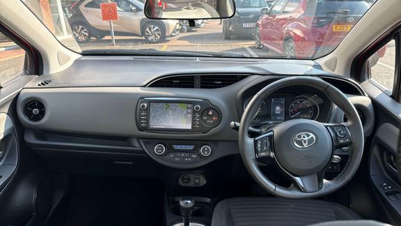 Toyota Yaris Yaris Excel Hev Cvt White #11
