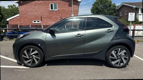 Toyota Aygo X Edge Manual Green #6