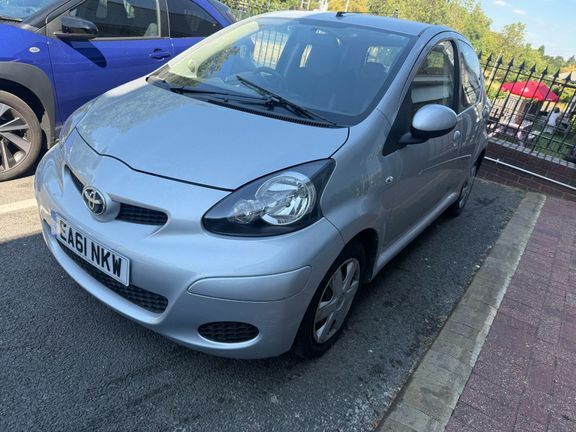 Toyota Aygo 1.0 Vvt-i Ice Multimode Euro 5 Silver #3
