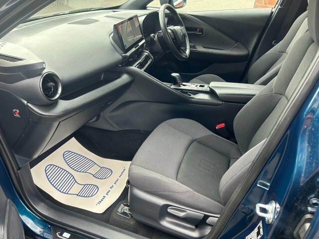 Toyota C-Hr 1.8 Vvt-h Design Cvt Euro 6 Ss Black #17