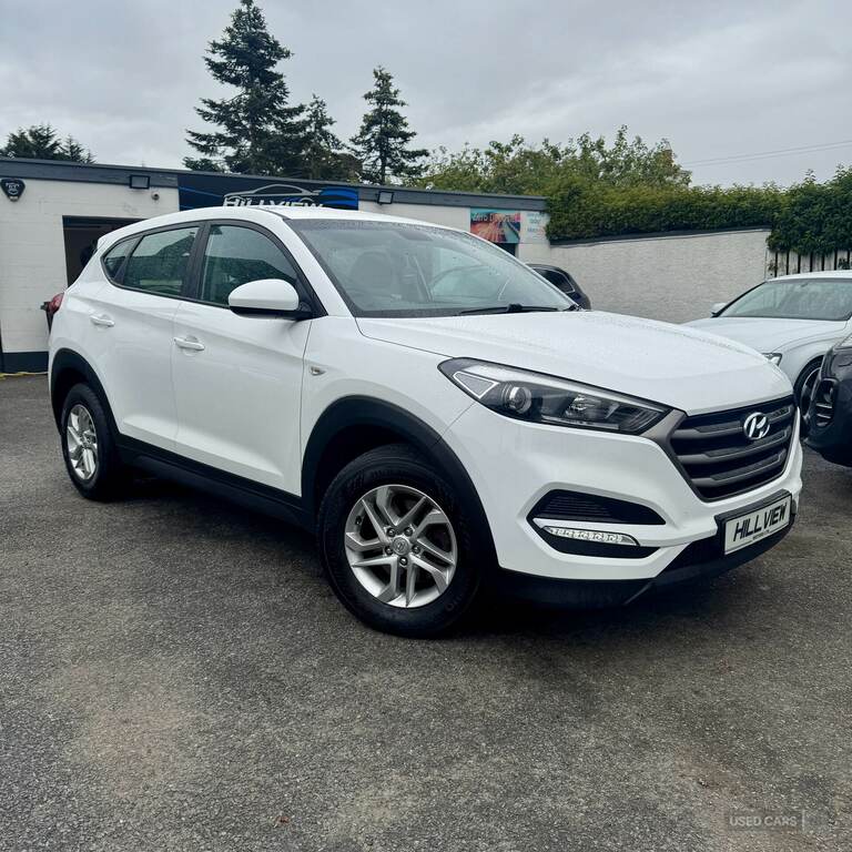 Hyundai Tucson 1.7 Crdi Blue Drive S 2Wd RJ68CFU White #4